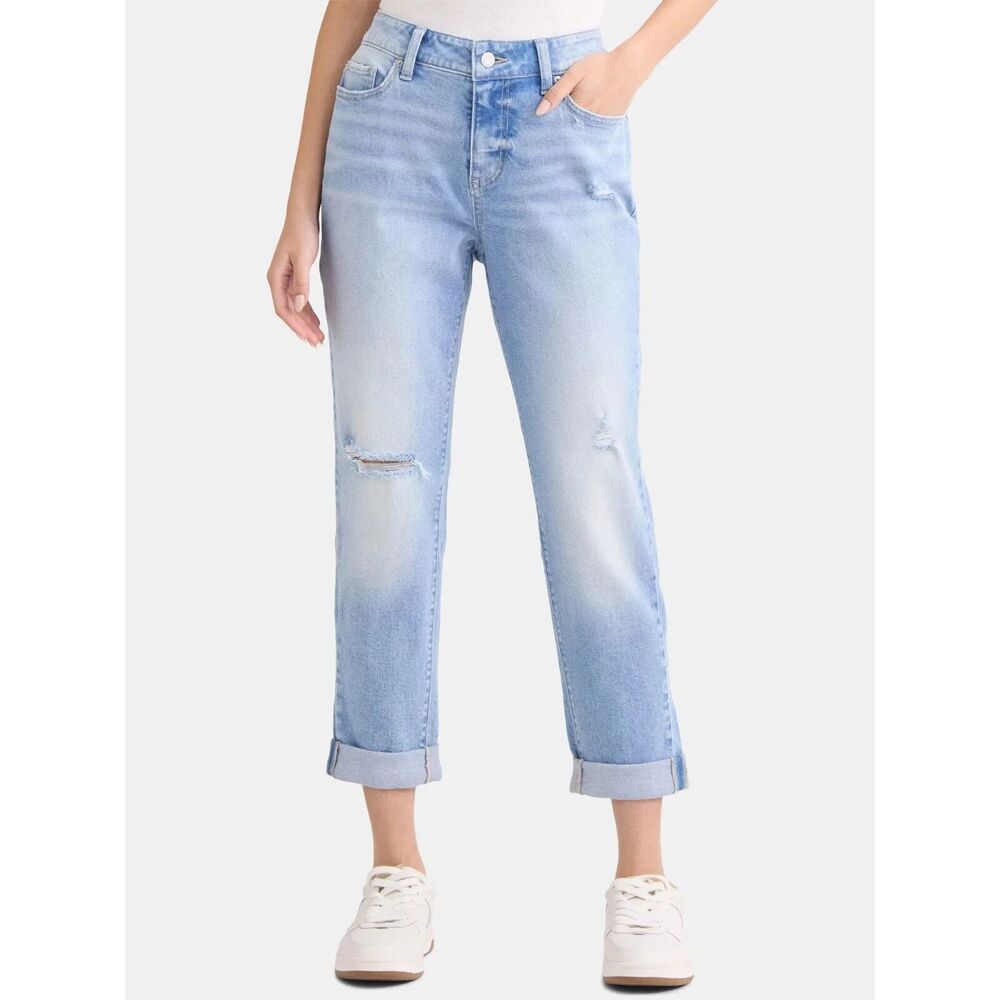 TIME AND TRU Women's Size 12 Mid Rise Cropped Boyfriend Jeans Light Wash